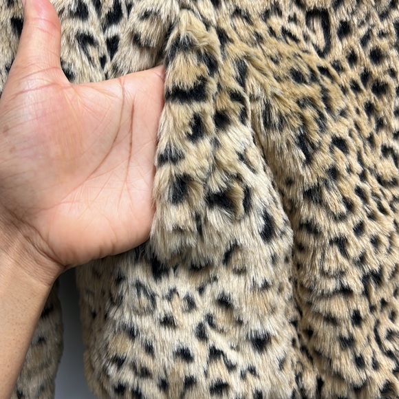 JUICY COUTURE faux fur leopard print bomber jacket - Picture 9 of 11